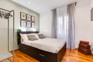 BMGA l Cozy Industrial Apartment in City Center