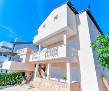 Apartments Lula