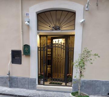 Azalea house