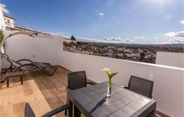 Stunning apartment in Setenil de las Bodegas with WiFi and 2 Bedrooms