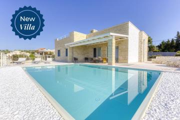 Villa Porta Azzurra by PosarelliVillas