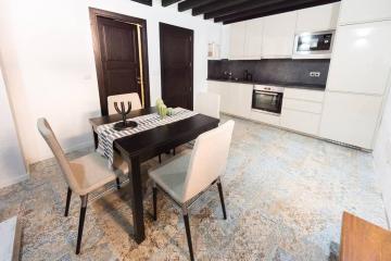 Ganzes Loft in Altstadt, Nähe Kathedrale