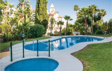 Stunning apartment in Mijas with 2 Bedrooms and Outdoor swimming pool