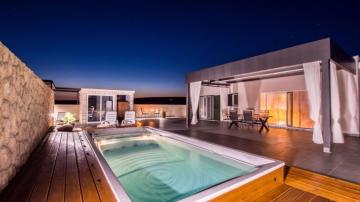 Holiday home Ira- with spa pool