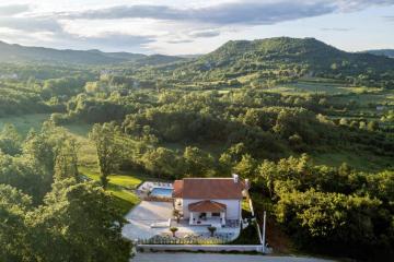 Villa Santa Cruz in Oršanići - Haus für 10 Personen
