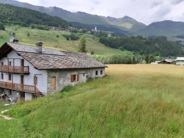 La Montagna Incantata - Appartamento Panoramico per 5 persone
