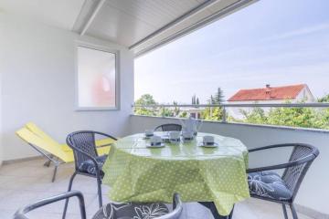 Apartment Buto A4 pax
