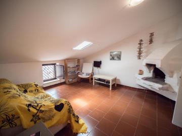 Entire House in Scalea's Historical Center