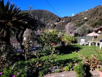 Bonassola Trilocale Con Giardino