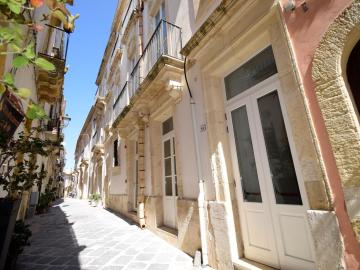 Locazione Turistica Lanterne Magiche-1