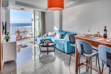 Breathtaking sea view apartment