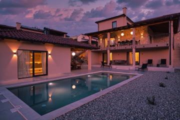 Beautiful Villa Wave
