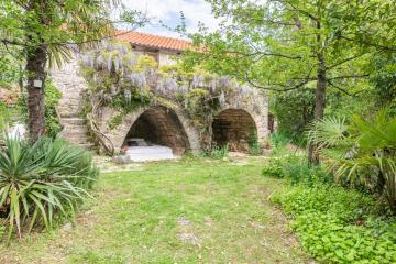 Rustic Art House Kras Krk