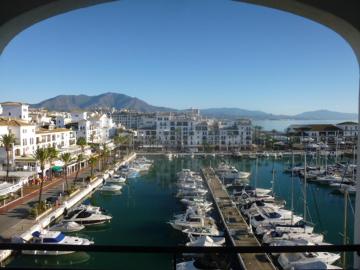 2105-Apt 2 bedrooms, on the beach, port view, pool