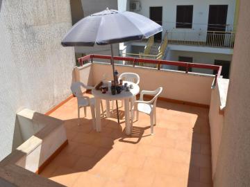 Charming Holiday Home Near The Beach With A Terrace Parking Available, Pets