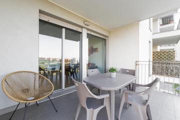 Milano Rogoredo APT with Terrace!