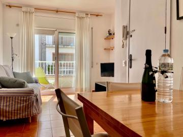 Viba cheery apartment by HLCLUB Agency