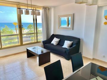 Apartamento Dalí frente al mar