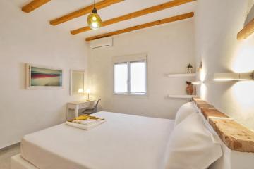 Eressian Lodgings Apartments, Skala Eresos Beach
