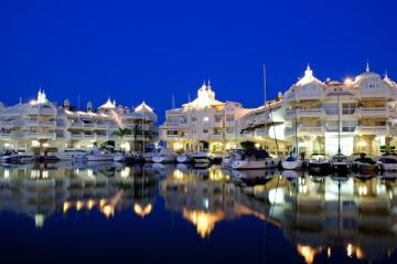 Marina Apartment