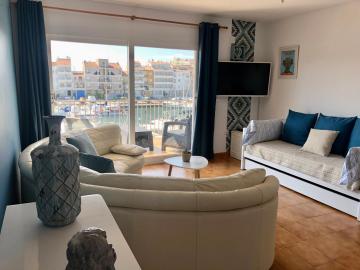 Appartement 80 m2,Port Rhodes D-2 chambres, terrasse panoramique, vue sur le canal principal d’Empuriabrava