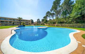 Amazing home in Pals with Outdoor swimming pool, WiFi and 3 Bedrooms
