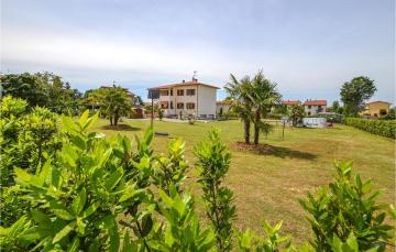 Beautiful home in Castiglion Fiorentino with 2 Bedrooms, WiFi and Outdoor swimming pool