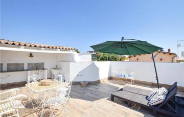 Awesome home in Siracusa with 2 Bedrooms and WiFi