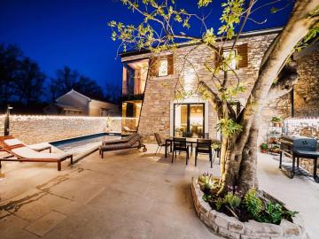 Villa Begonia with swimming pool, Privlaka Zadar