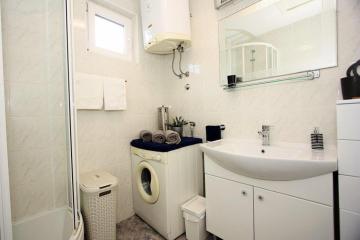 Lada apartman