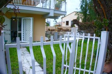Holiday House - Enjoy Your Times!
