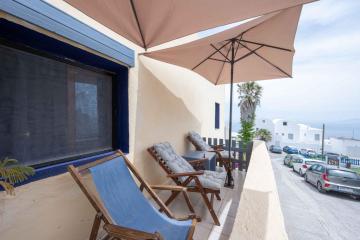 Marly's home - Cycladic house in Imerovigli