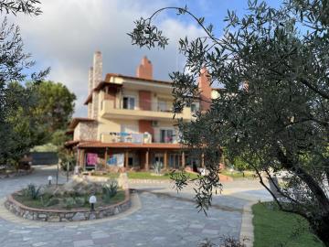 Makis Nest Family Apart-hotel Vourvourou