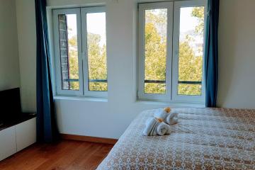 NICE 35 m ideal for couple with wifi and BALCONY