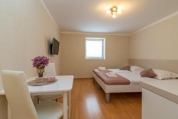 apartments Leonarda
