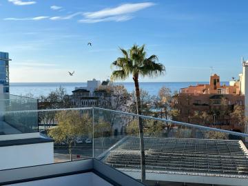 New build modern ap 4 min walk to the beach and Marbella old town