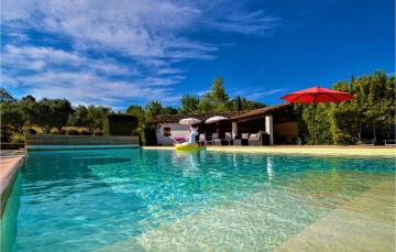 Awesome home in La Roque sur Cze with Outdoor swimming pool and 4 Bedrooms