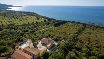 VILLA LE SORBE 12, Emma Villas