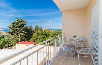Nice apartment in Novi Vinodolski with WiFi and 1 Bedrooms