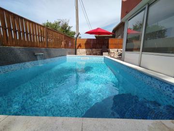 House Holiday House Kresic