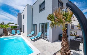 Amazing home in Zaton with WiFi, Outdoor swimming pool and Heated swimming pool
