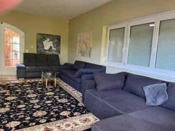 Exquisite Home w/ Free Parking - suitable for 16p+