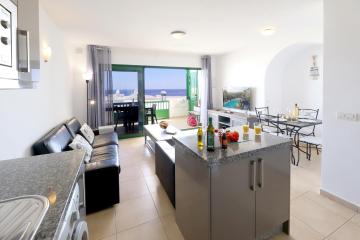 Buena Pesca 27, lovely 2 bed Old Town Harbour