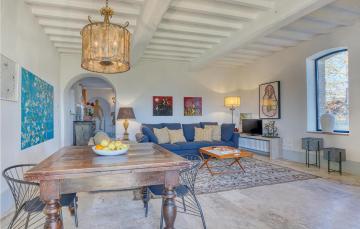 Amazing apartment in Casole dElsa with 1 Bedrooms, WiFi and Outdoor swimming pool
