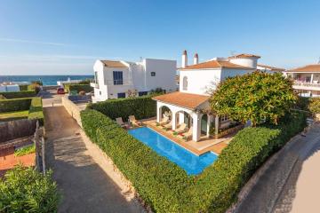 Villa Sunflower by Villa Plus