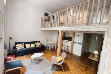 Beautiful Duplex Near Downtown