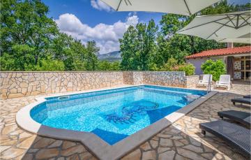 Awesome apartment in Jadranovo with 2 Bedrooms, WiFi and Outdoor swimming pool
