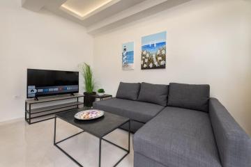 Asterashouse