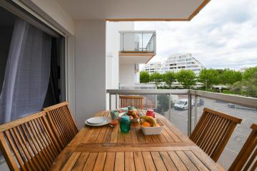 Studio Arena / Plage à 2min / Parking privé / Terrasse