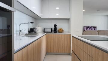 High end large ground floor with luxury private pool and sea views